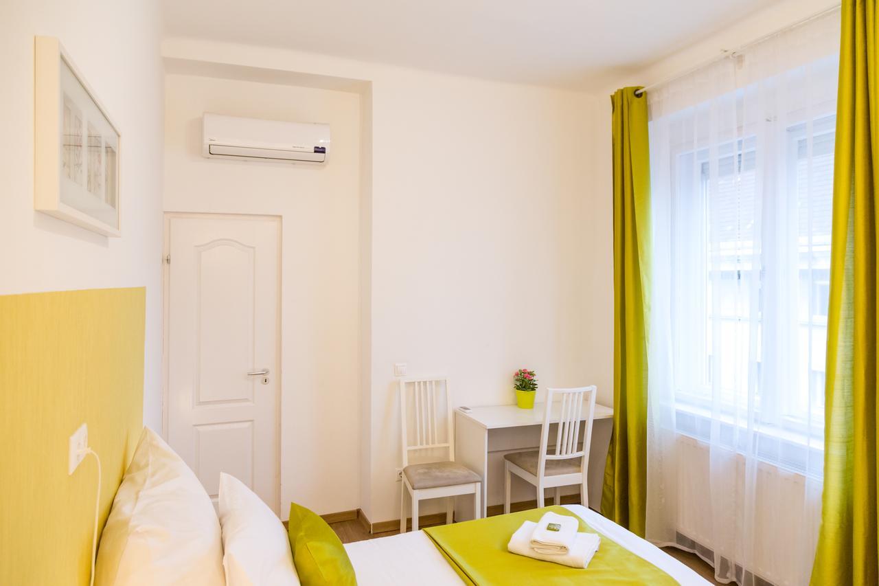Balaton Delux Apartment Budapest Exterior photo